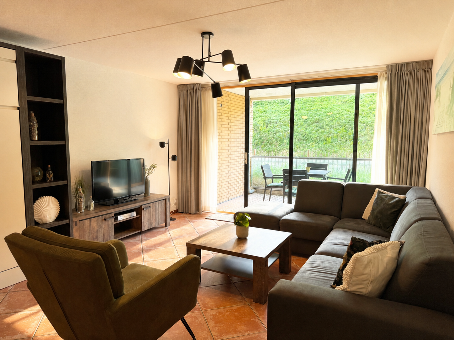 apartment-a3-callantsoger-staete-living-room-callantsoog.png